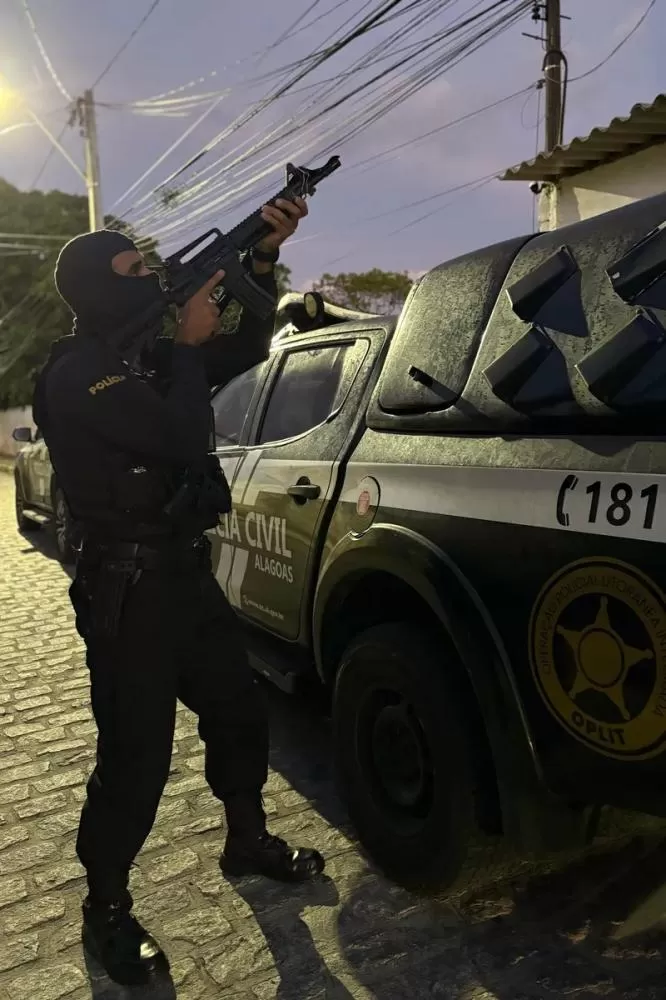 Ação resulta na prisão de suspeito por tráfico de drogas em Olho d’Água das Flores