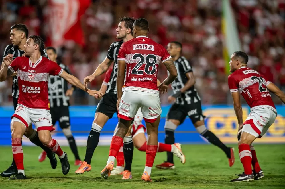 Pela quarta fase, CRB vence o Figueirense e avança na competição
