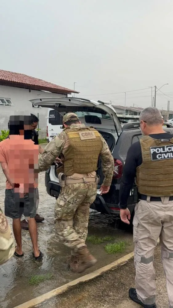 Suspeitos são presos por armazenamento de material de abuso infantil em Maceió