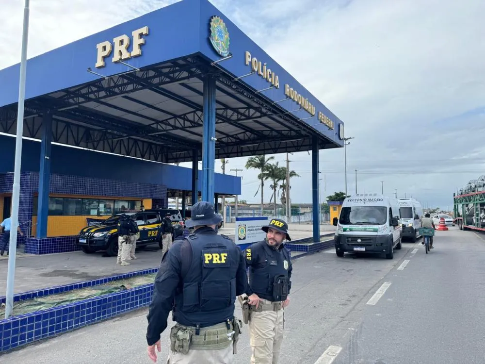 PRF inicia operação com reforço na fiscalização em todas as rodovias federais de Alagoas