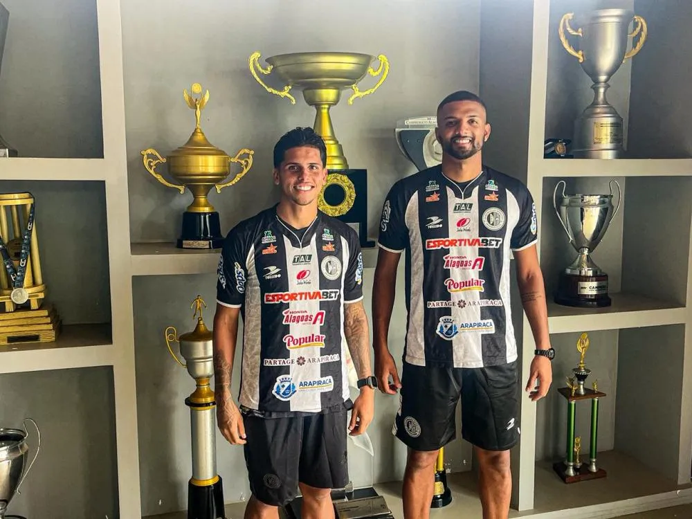 ASA apresenta dois reforços para a sequência de competições