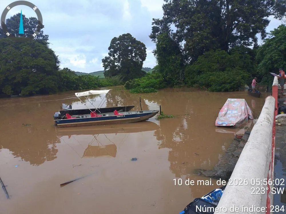 Governo mantém alerta vermelho e monitora rios após fortes chuvas