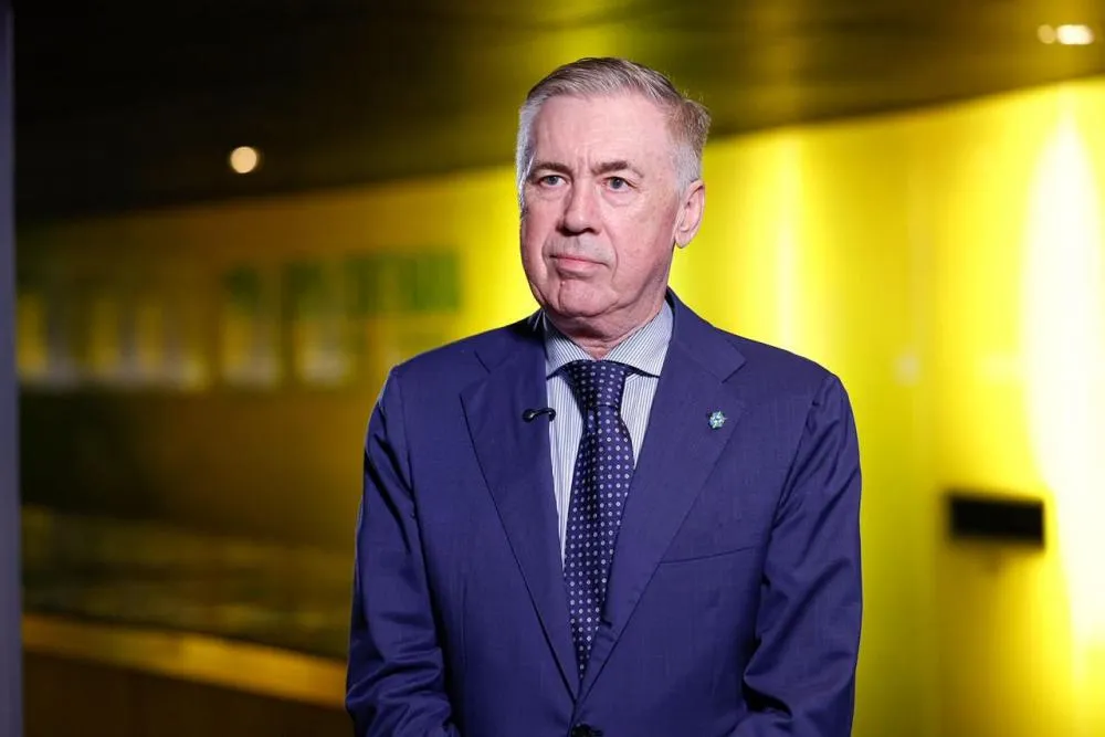 CBF renova contrato de Carlo Ancelotti até 2030