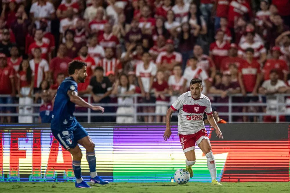 Sem sair do 0 a 0, CRB é eliminado pelo Fortaleza da Copa do Brasil