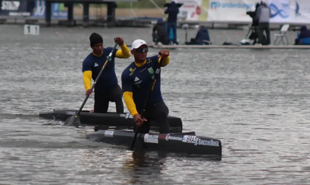 Brasil leva dois ouros na Copa do Mundo de canoagem e paracanoagem