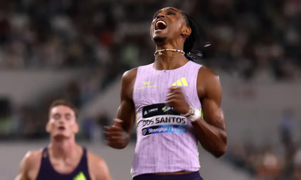 Alison dos Santos abre Diamond League vencendo recordista mundial