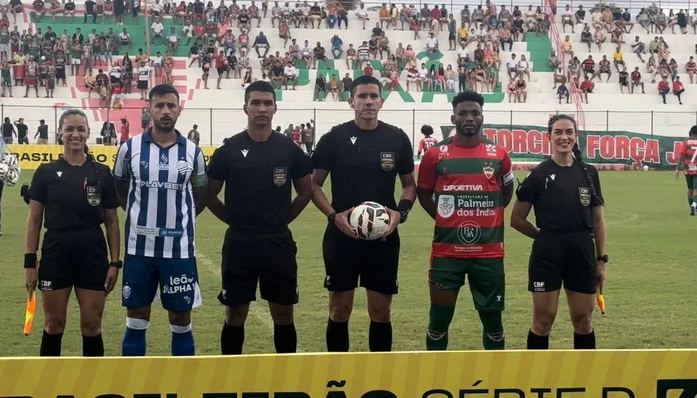 Clássico alagoano entre CSE e CSA é marcado por goleada azulina