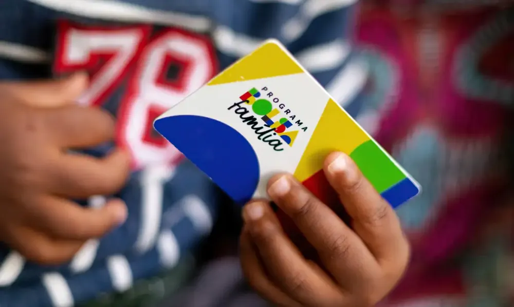 Caixa paga, nesta quarta-feira (27), Bolsa Família a beneficiários com NIS de final 8