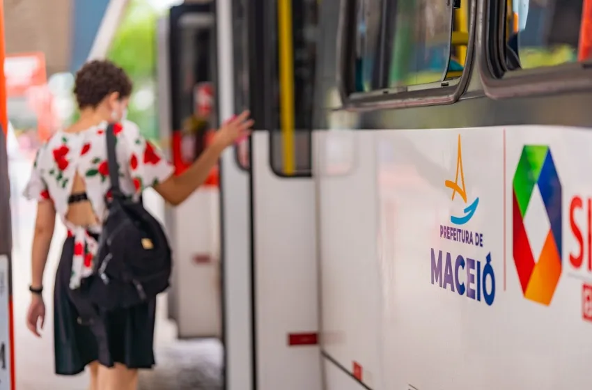Homem é preso por tocar partes íntimas de passageira dentro de ônibus
