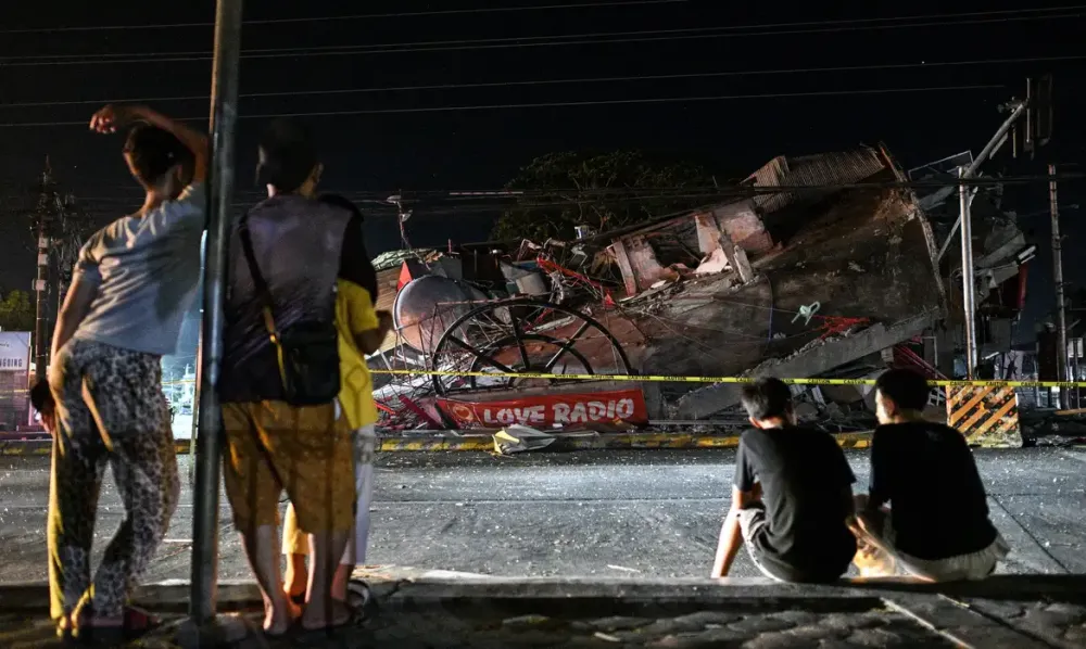 Terremoto de magnitude 7,8 atinge sul das Filipinas