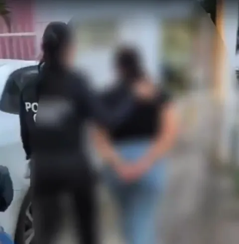 Polícia prende dois investigados por homicídio e ocultação de cadáver no Sertão