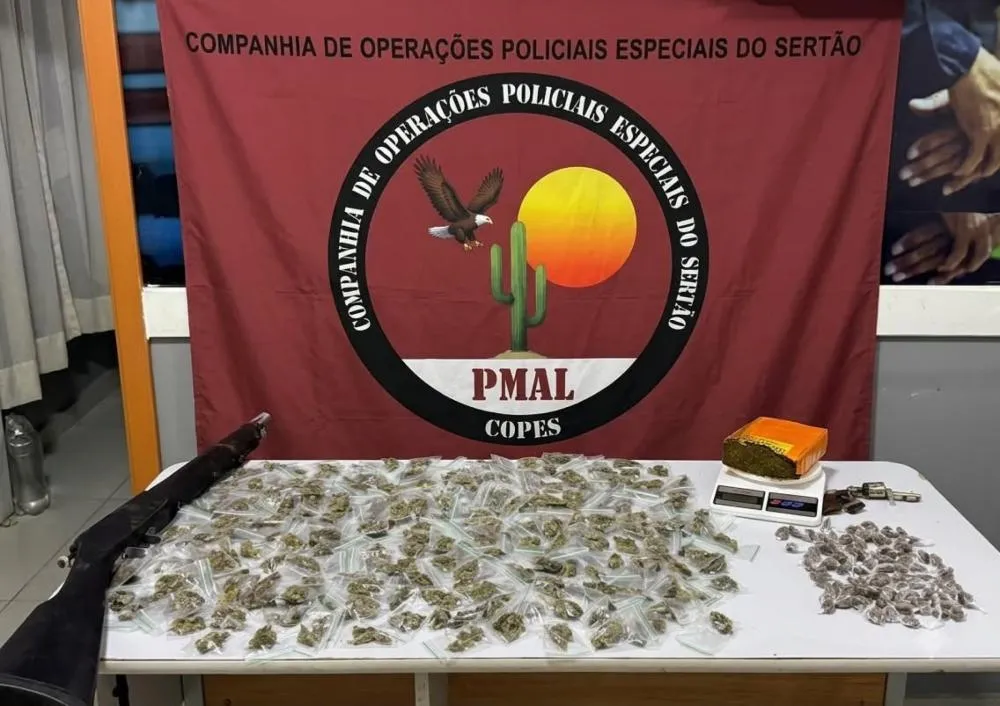 Polícia apreende duas armas de fogo e 370 papelotes de maconha em Água Branca