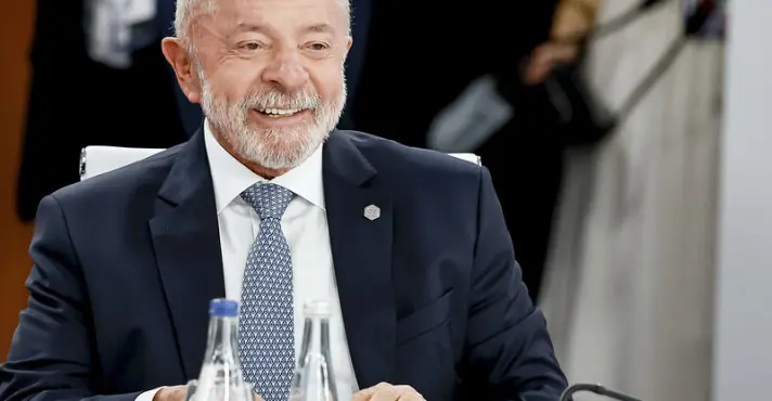 “Eu nunca fui esquerdista”, diz Lula em conversa no G7