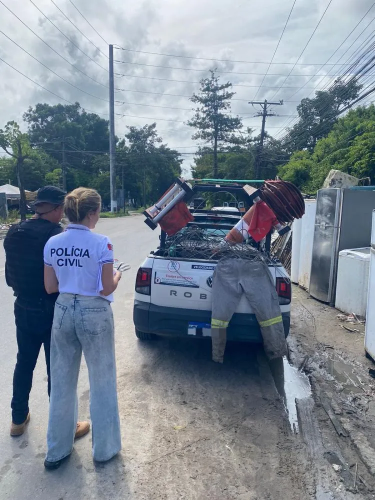Polícia apreende fios de cobre e arma de fogo durante operação conjunta com a Equatorial em Maceió
