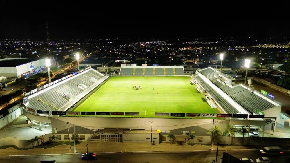 MP regulariza comércio dentro de estádio em Arapiraca