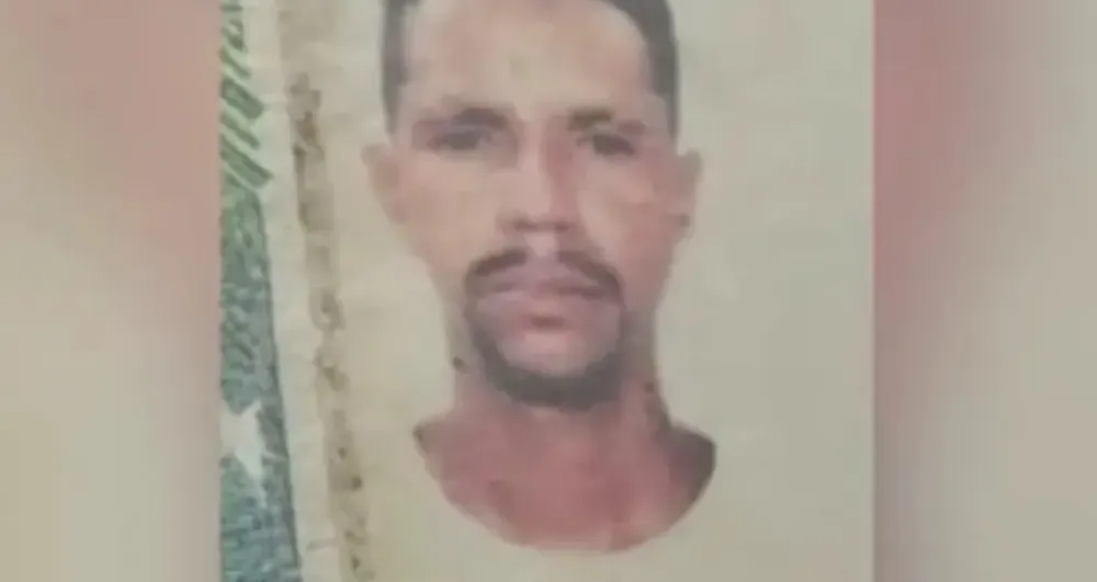 Corpo de homem desaparecido é encontrado enterrado em grota no Jacintinho