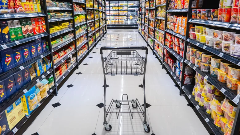 Grupo realizava esquema de furto em supermercado no Benedito Bentes