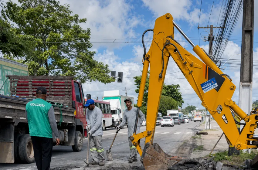 Prefeitura remove lombadas formadas por derramamento de asfalto