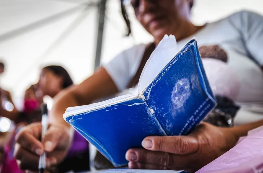 Secretaria do Trabalho inicia a semana com 1.600 vagas de emprego