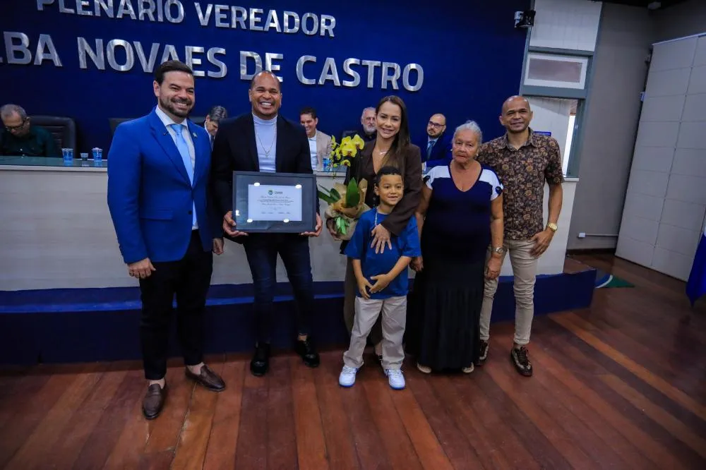 Câmara Municipal homenageia legado de Aloísio Chulapa por sua trajetória no futebol