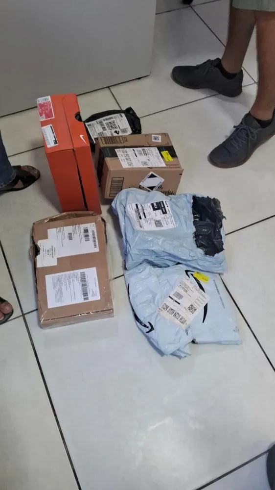 Morador é preso por furtar encomendas de vizinhos para trocar por drogas