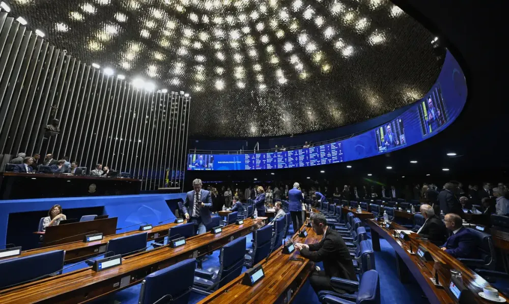 Senado aprova empréstimos de US$ 1,8 bi para estados e municípios
