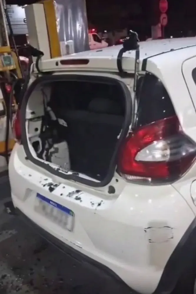 Motorista por aplicativo é alvo de ataque ao transportar torcedores do CSA