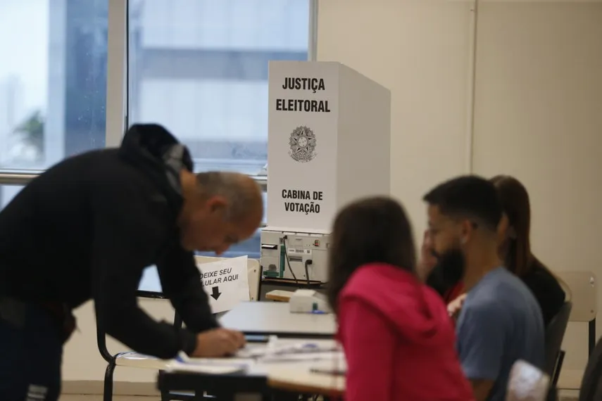 Você sabe que horas pode votar nas Eleições 2026?