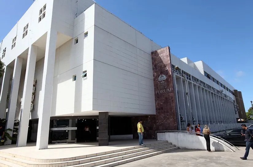 Homem que tentou matar amigo da companheira é condenado a 9 anos de reclusão