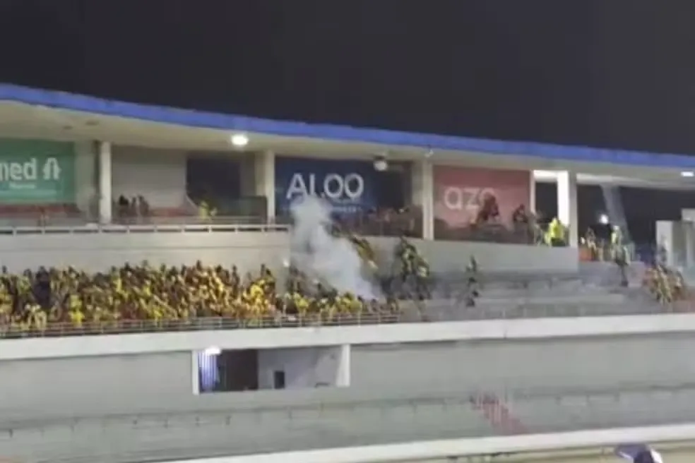 Confusão marca final da partida entre CRB e Sport no Estádio Rei Pelé