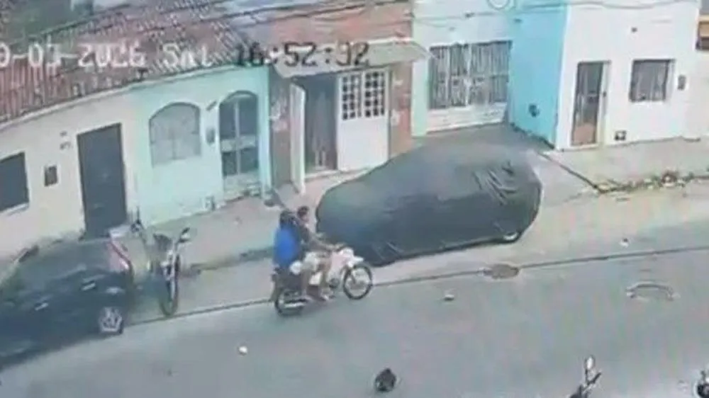Polícia divulga vídeo com suspeitos de assassinar filha de massagista Assis, do CRB