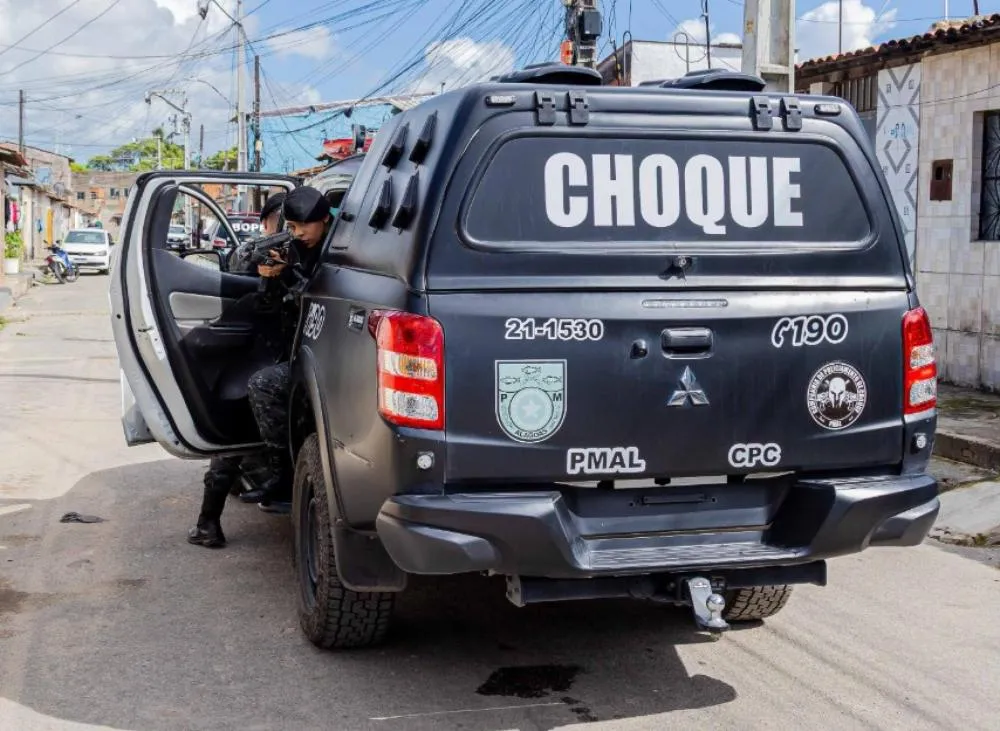 Polícia prende suspeito de assalto à gestante em ônibus em Maceió