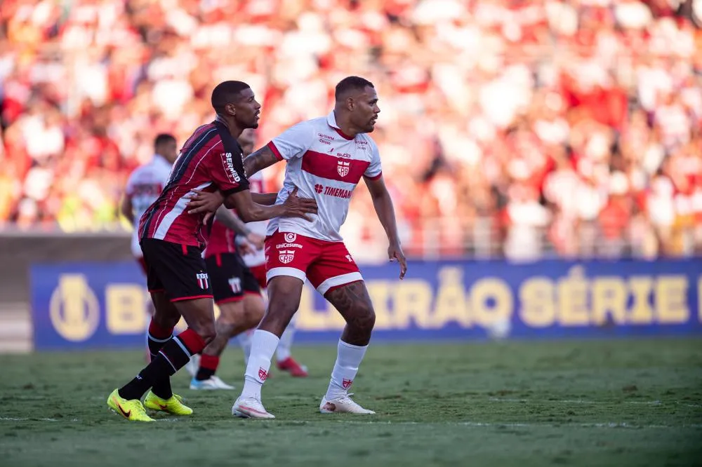 Em partida frustrante, CRB perde de 1 a 0 para o Botafogo-SP