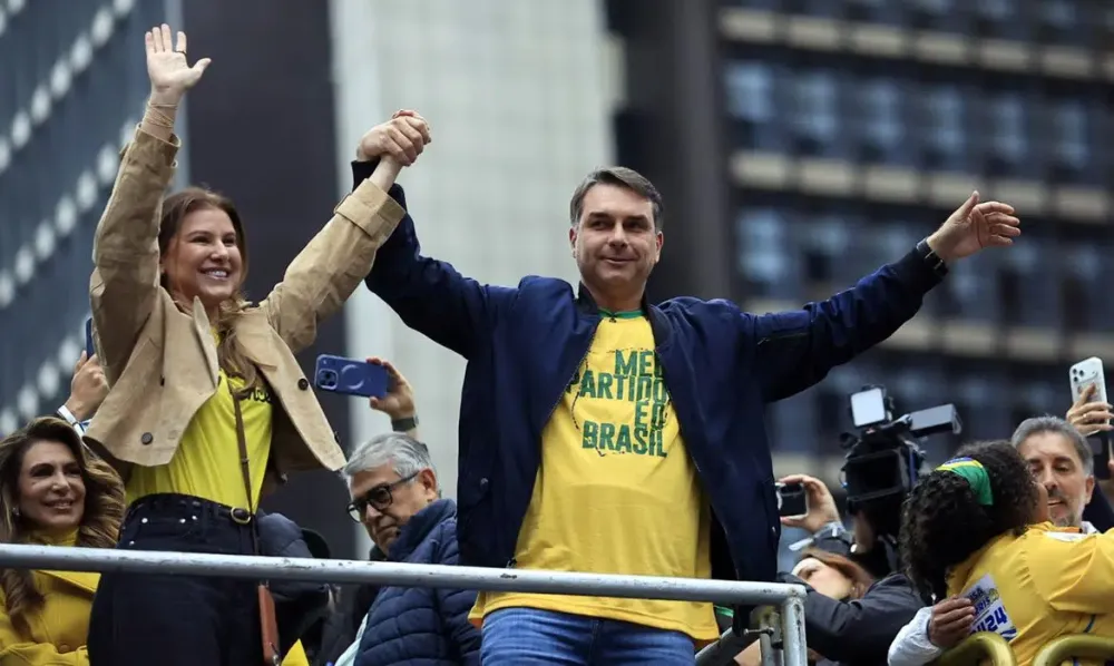Confira a agenda dos presidenciáveis nesta segunda-feira (19)