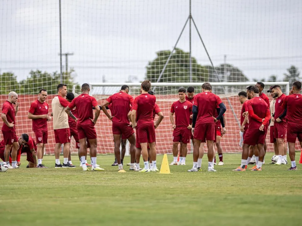 CRB finaliza preparação para enfrentar o Londrina no Estádio Rei Pelé