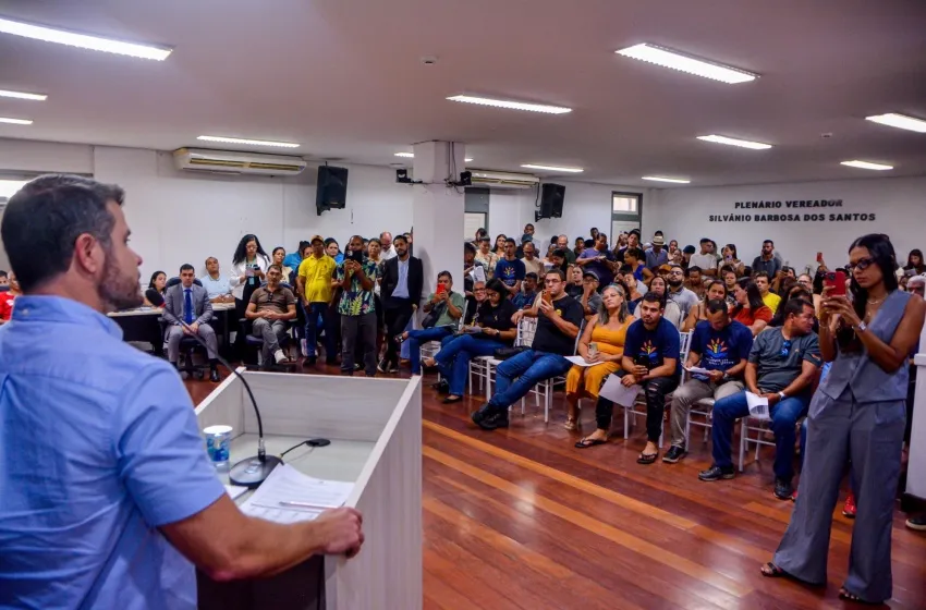 Audiência discute situação de ambulantes na orla de Maceió