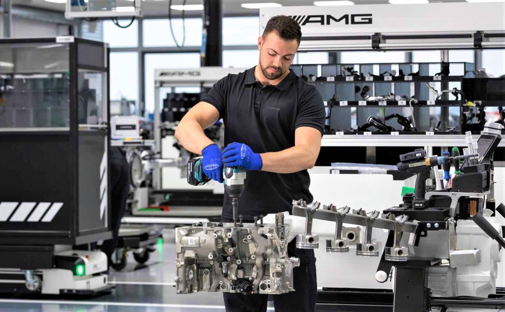 Auto business